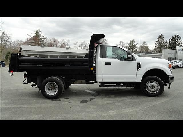 2022 Ford F-350 XL image 3