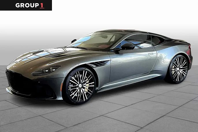2020 Aston Martin DBS