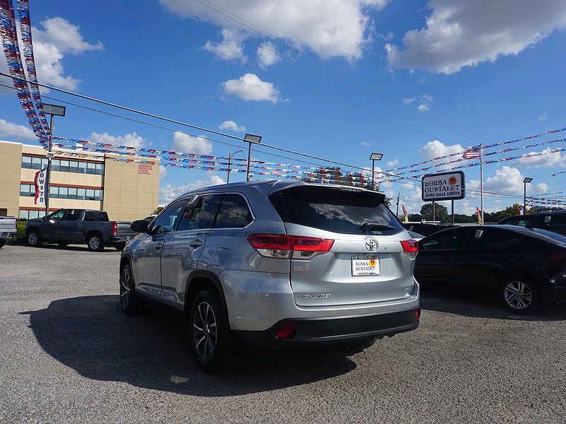 2019 Toyota Highlander XLE image 4