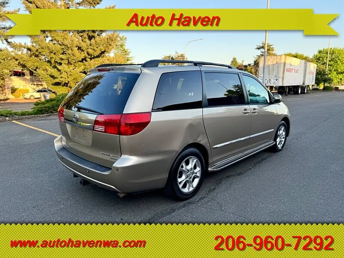 2004 Toyota Sienna