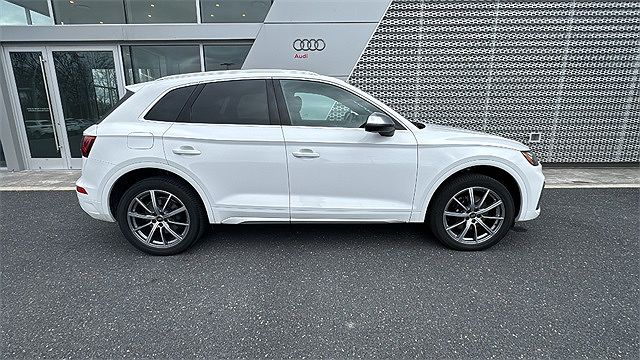 2023 Audi SQ5 Premium image 4