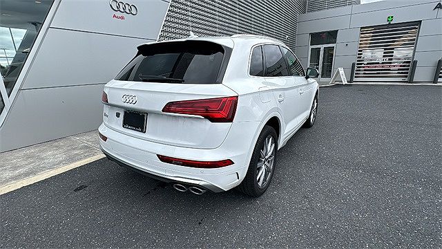 2023 Audi SQ5 Premium image 5