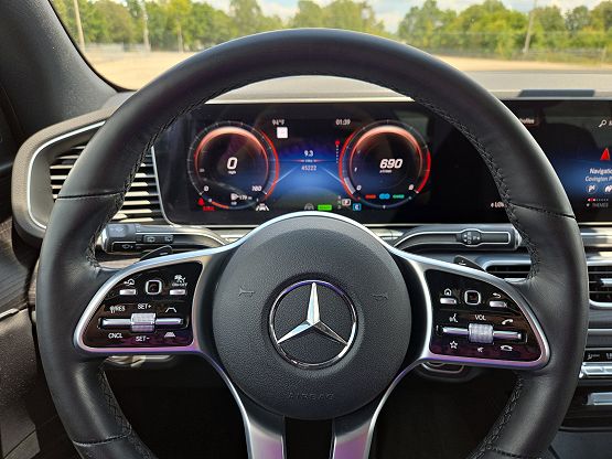 2022 Mercedes Benz GLE 450 4MATIC photo 5