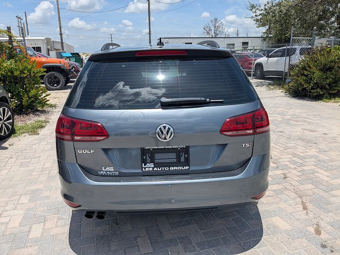 2016 Volkswagen Golf