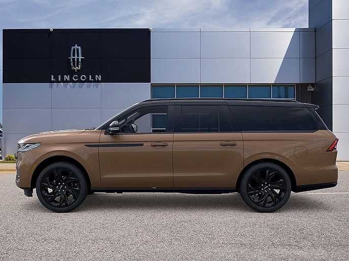 2026 Lincoln Navigator L