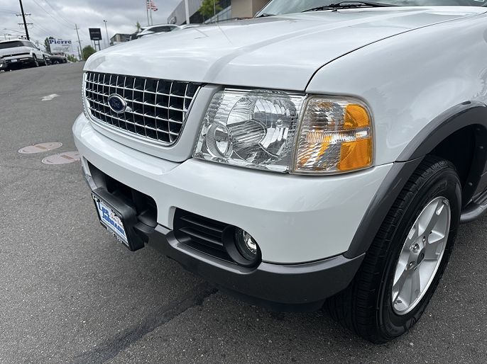 2005 Ford Explorer