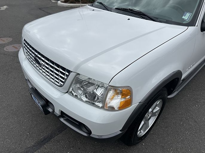 2005 Ford Explorer