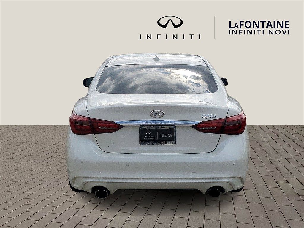 2021 Infiniti Q50 Luxe image 4