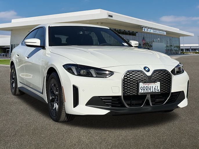 2025 BMW i4
