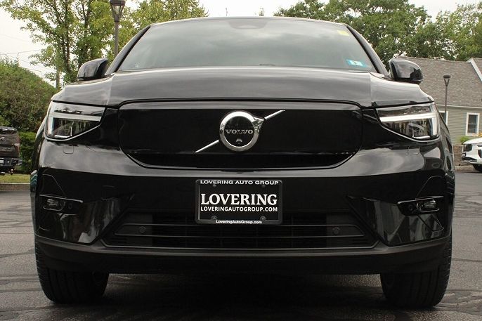 2023 Volvo C40
