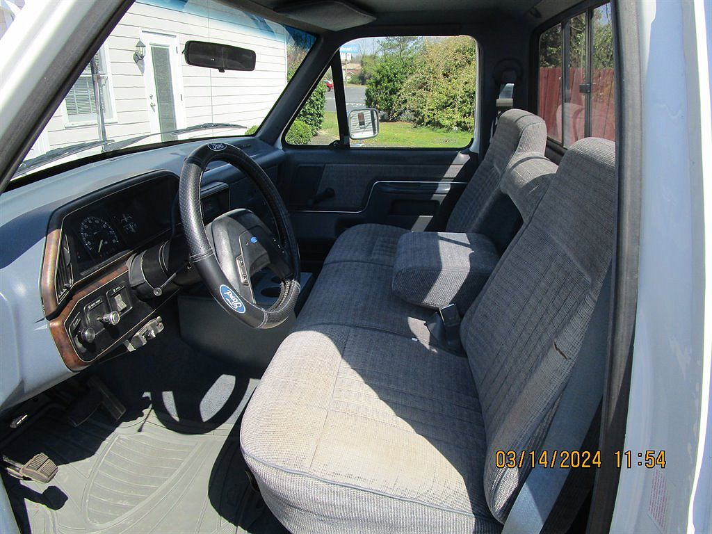 1989 Ford F-250 null image 7
