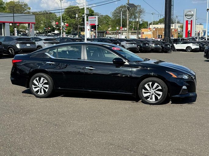 2022 Nissan Altima