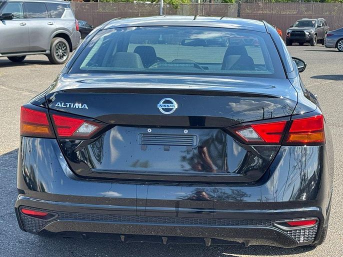 2022 Nissan Altima