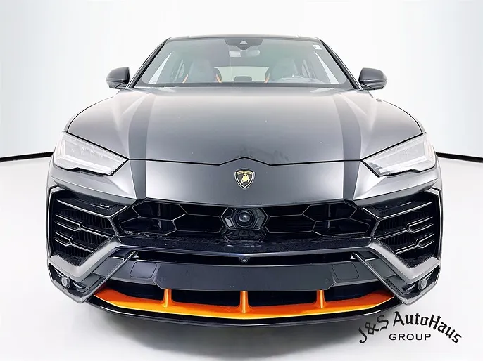 2022 Lamborghini Urus
