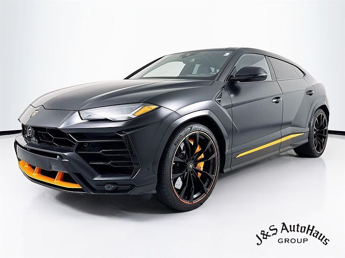 2022 Lamborghini Urus