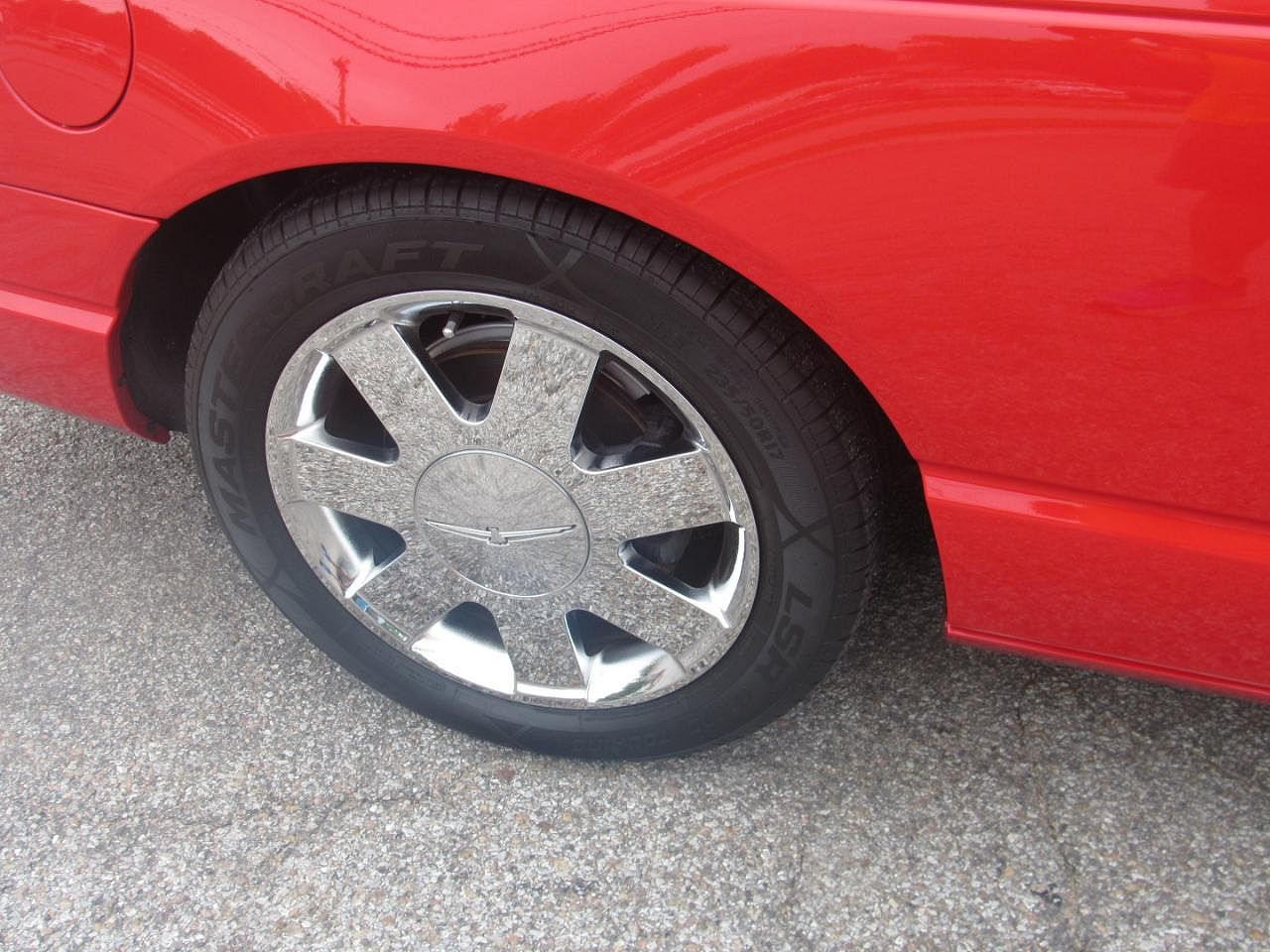 2002 Ford Thunderbird