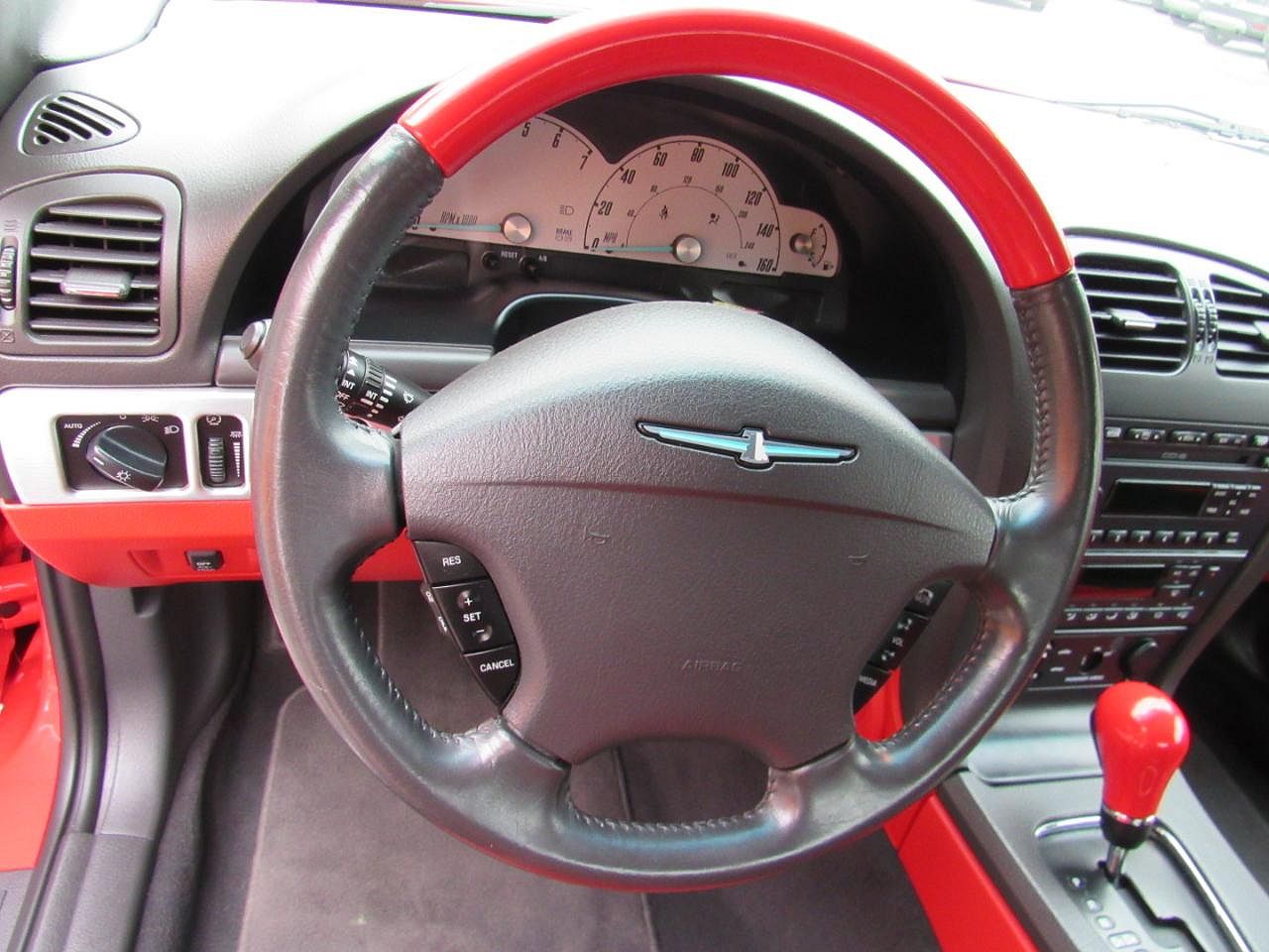2002 Ford Thunderbird