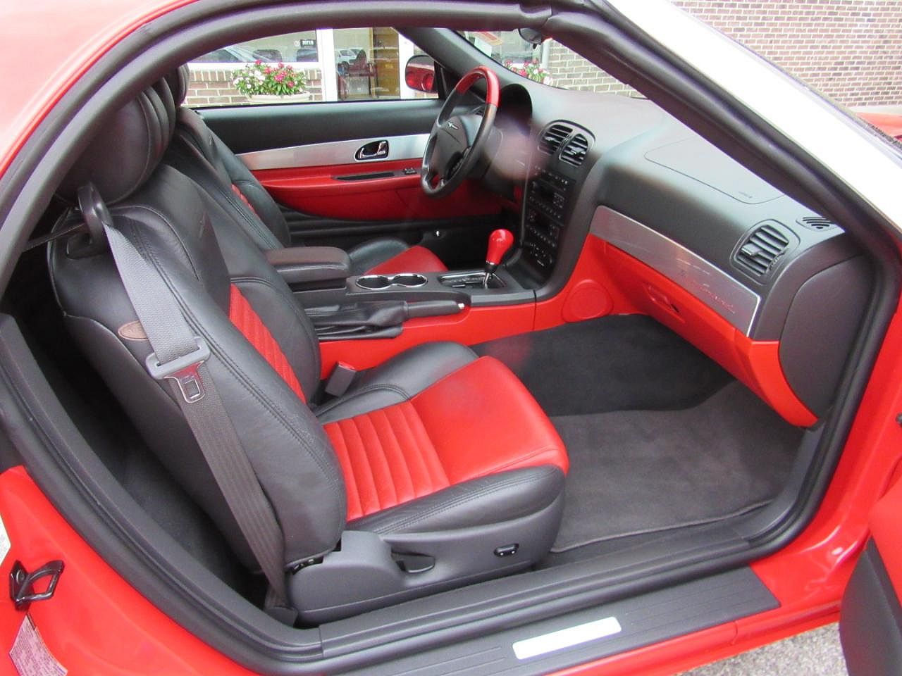 2002 Ford Thunderbird