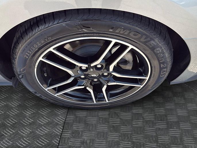 2022 Ford Mustang