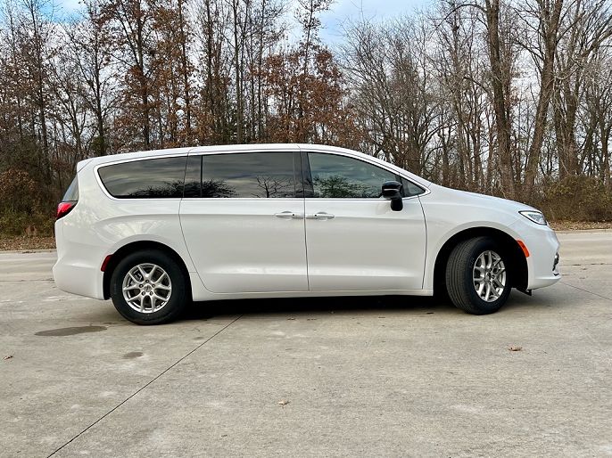 2025 Chrysler Pacifica