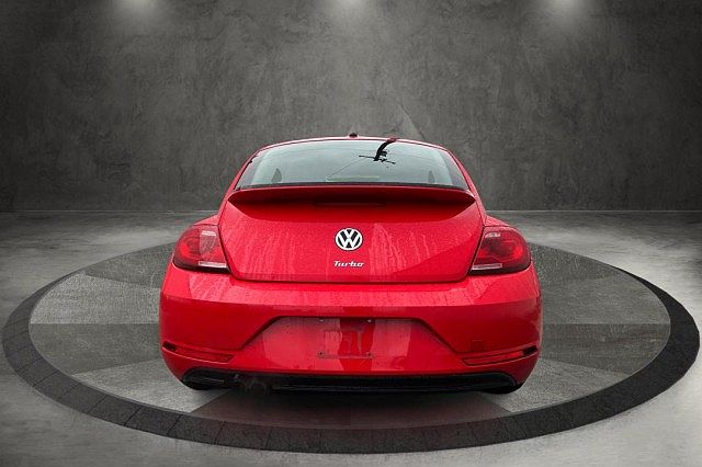 2019 Volkswagen Beetle null image 3