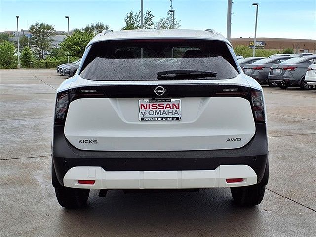 2025 Nissan Kicks