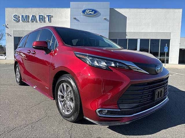 2021 Toyota Sienna