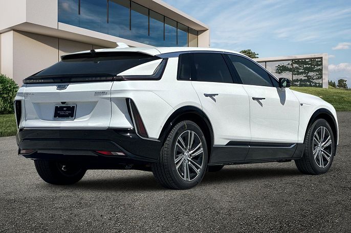 2025 Cadillac Lyriq