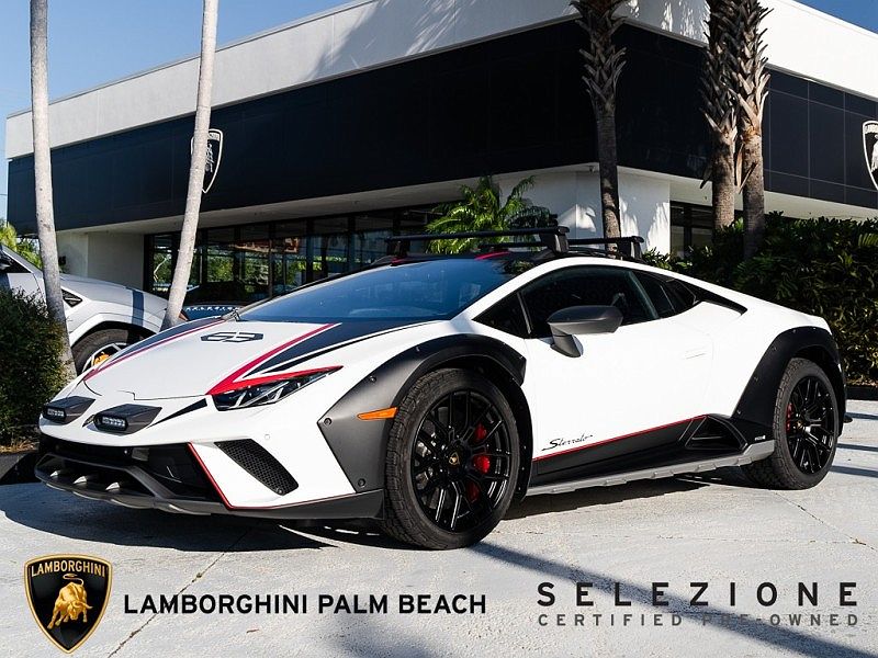 2023 Lamborghini Huracan Sterrato image 0
