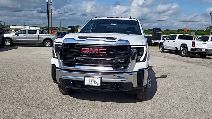 2025 GMC Sierra 3500HD