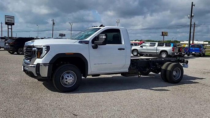 2025 GMC Sierra 3500HD