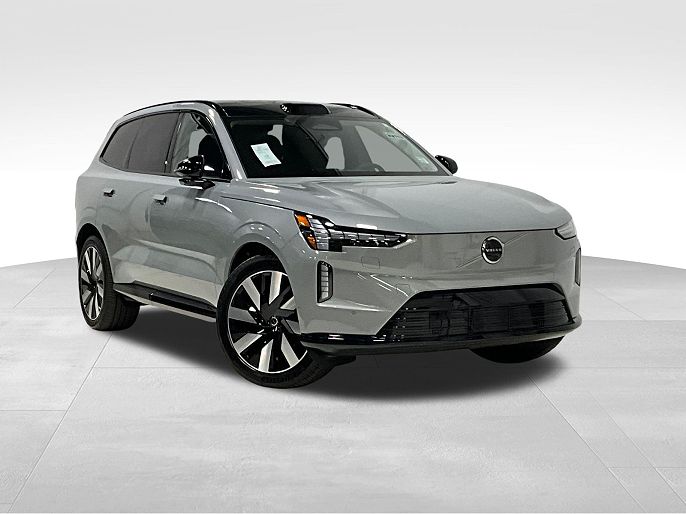 2025 Volvo EX90