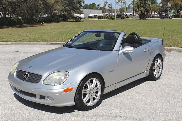 2004 Mercedes-Benz SLK