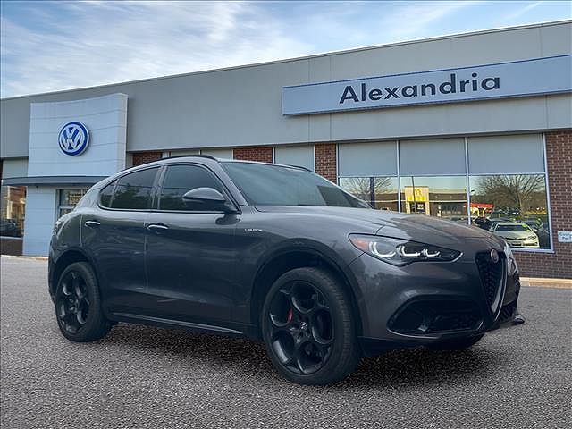 2024 Alfa Romeo Stelvio