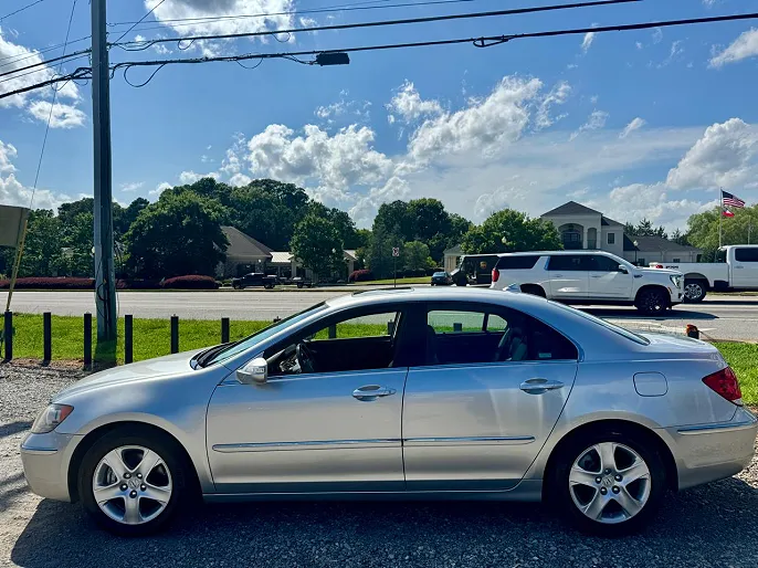 2005 Acura RL