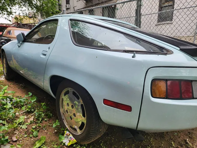 1983 Porsche 928