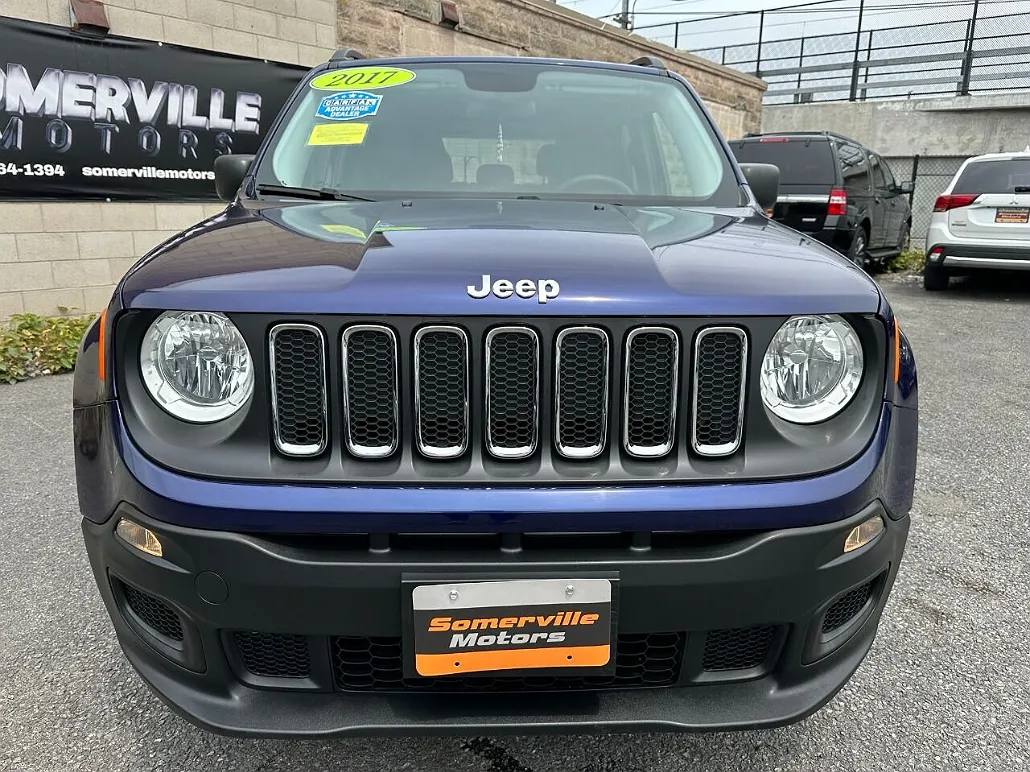 2017 Jeep Renegade Sport image 2