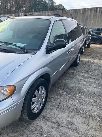 2005 Chrysler Town & Country