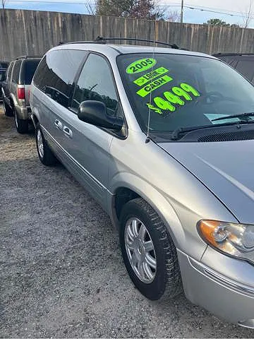 2005 Chrysler Town & Country
