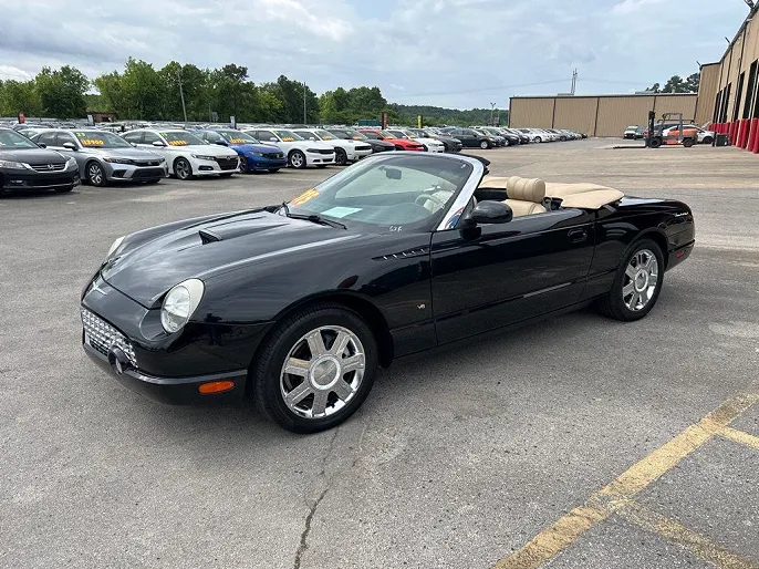 2004 Ford Thunderbird