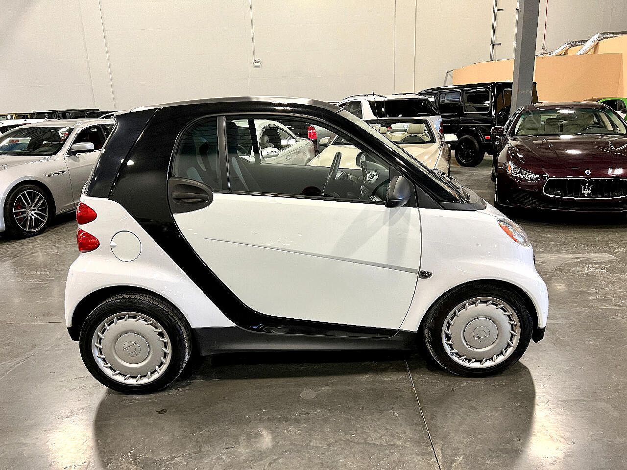 2015 Smart Fortwo Passion image 8