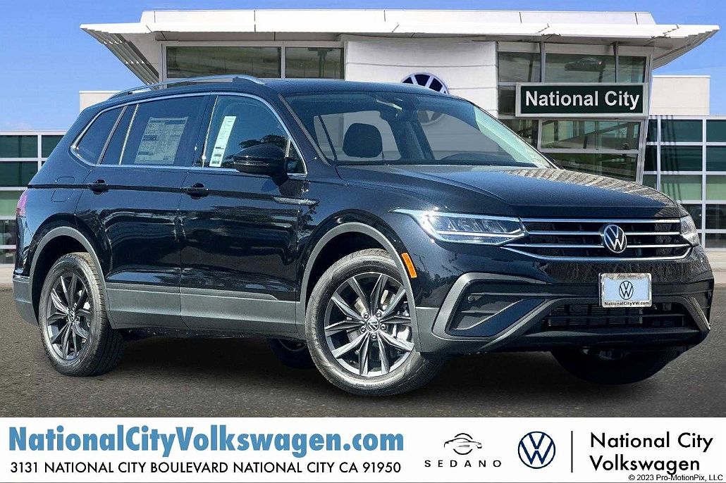 2024 Volkswagen Tiguan SE image 0