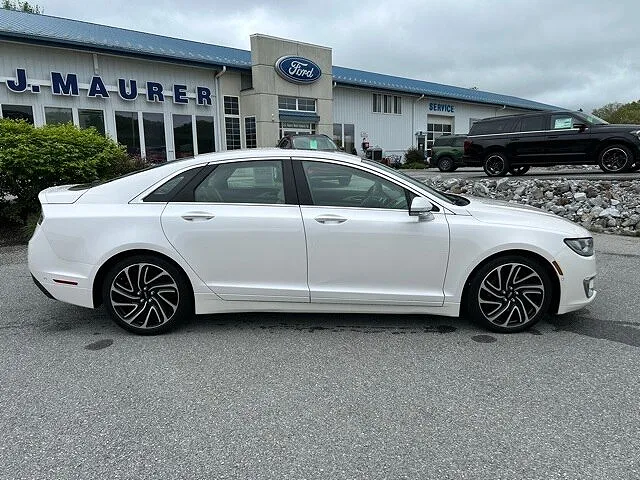 2020 Lincoln MKZ