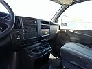 2005 Chevrolet Express 3500 image 32
