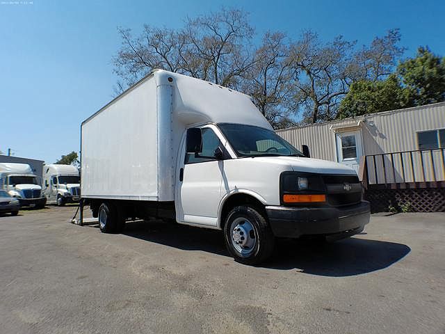 2005 Chevrolet Express 3500 image 4