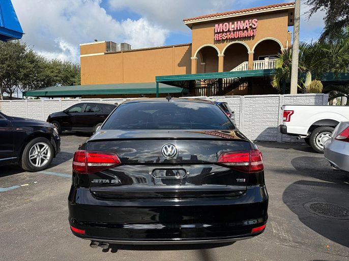 2018 Volkswagen Jetta