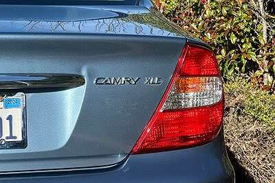 2002 Toyota Camry LE image 29