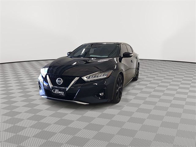 2019 Nissan Maxima SR image 3