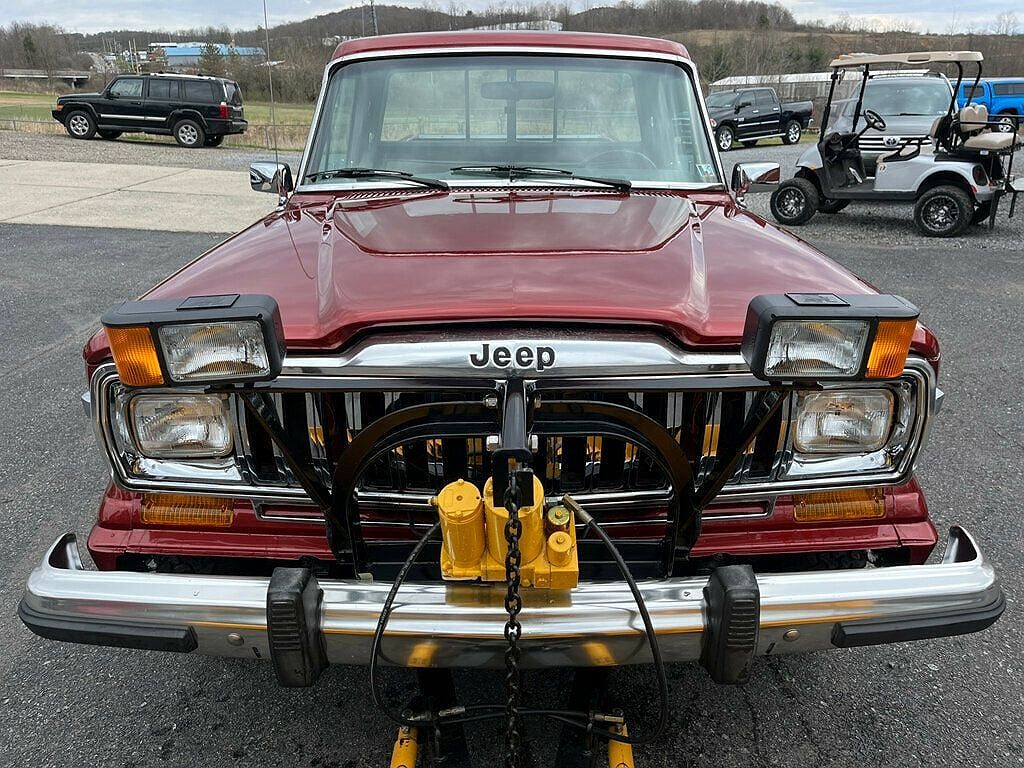 1984 Jeep J10 null image 8