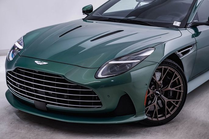 2024 Aston Martin DB12